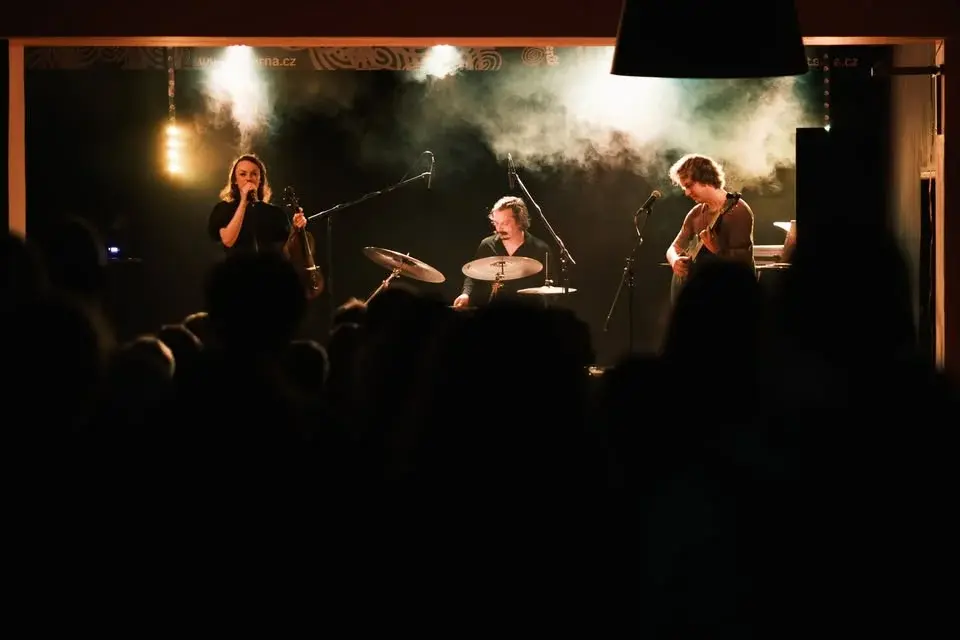 CERMAQUE & kapela | pražský koncert v Klubu Letka | 21. 2.