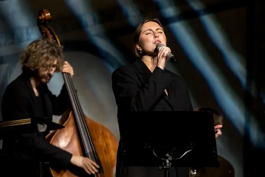 Jazz i trappan: Isabel Berglund trio