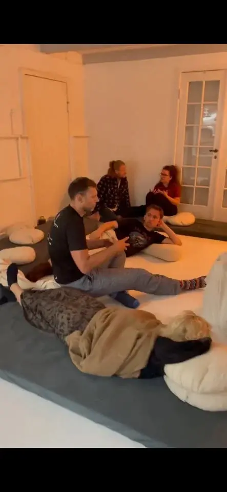 Relationell Träning i Vasastan - Öva kontakt i realtid 