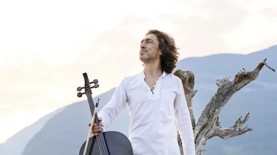 IAN MAKSIN in SAN FRANCISCO: "Songs of Love & Peace" New Album Tour