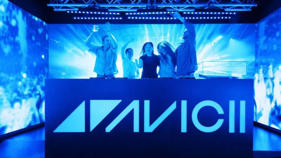 Följ med på en interaktiv resa genom Aviciis liv och musik