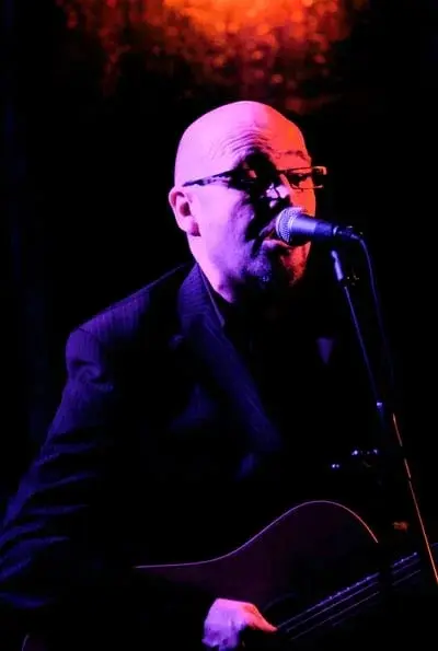 Live Music: Kevin Jones