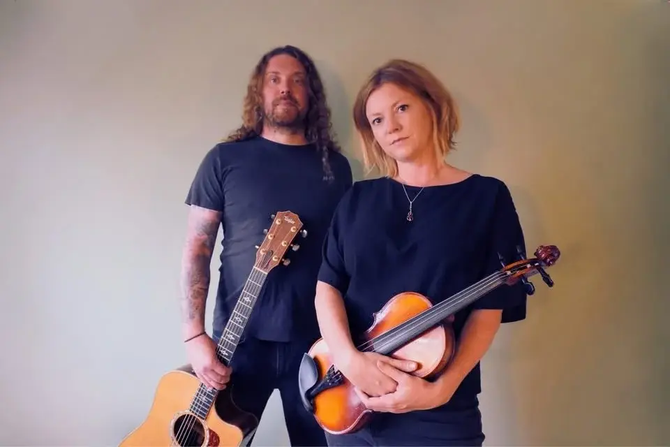 ‘From the Floorboards’ tour – Georgia Shackleton with Aaren Bennett