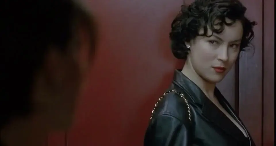BOUND (Lana & Lilly Wachowsky, 1996, 108', English w/ English subtitles)