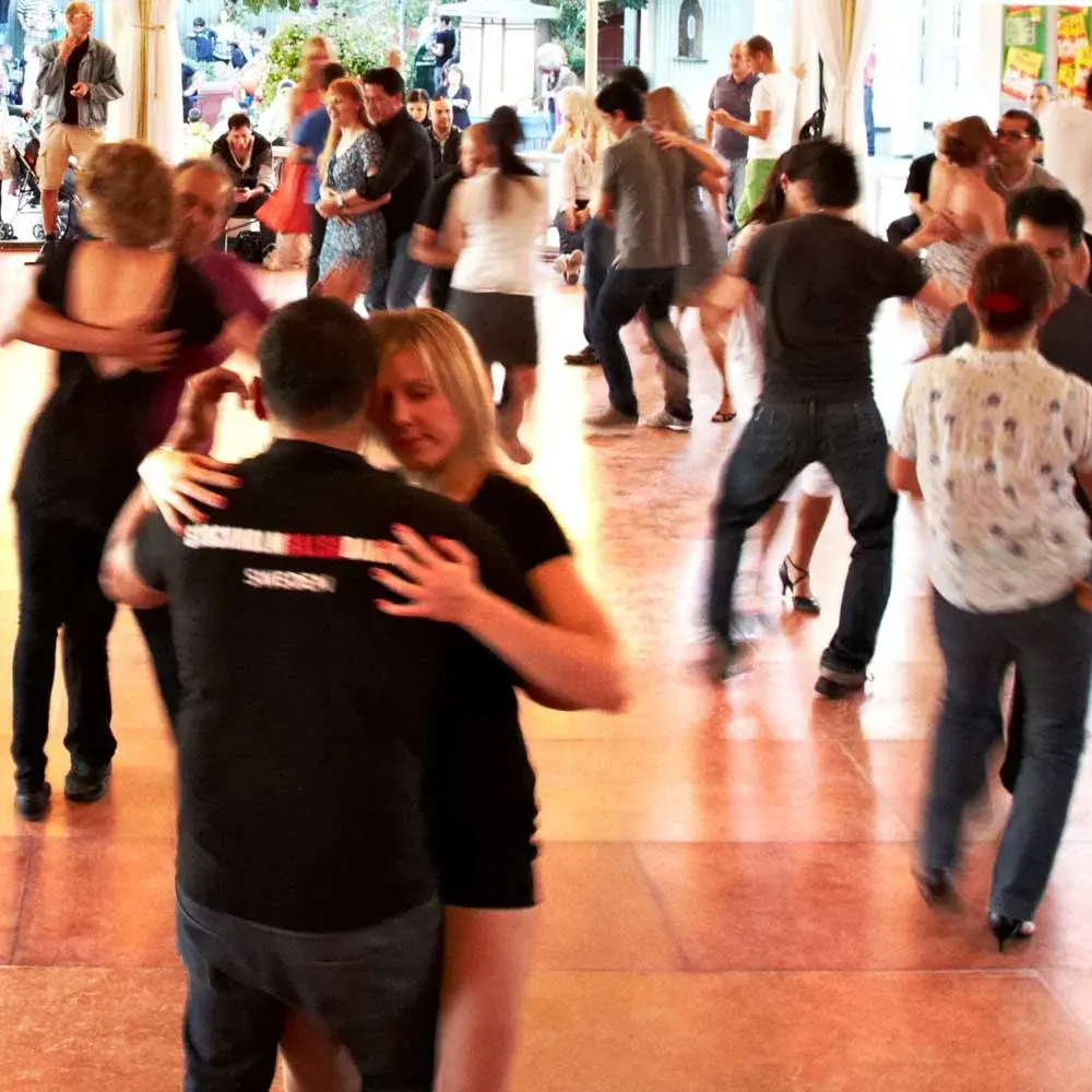 Bachata Open-Air Dance Night 💃🕺 under the Stockholm Sky!