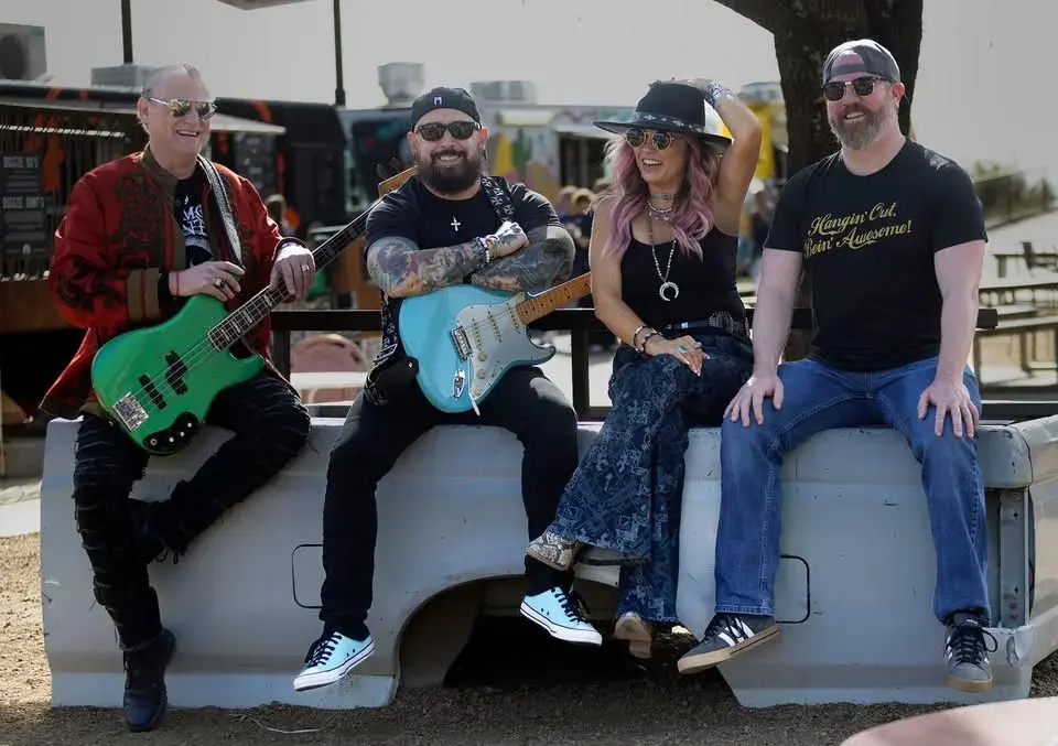 Whiskey Girl @ Bedford Icehouse 