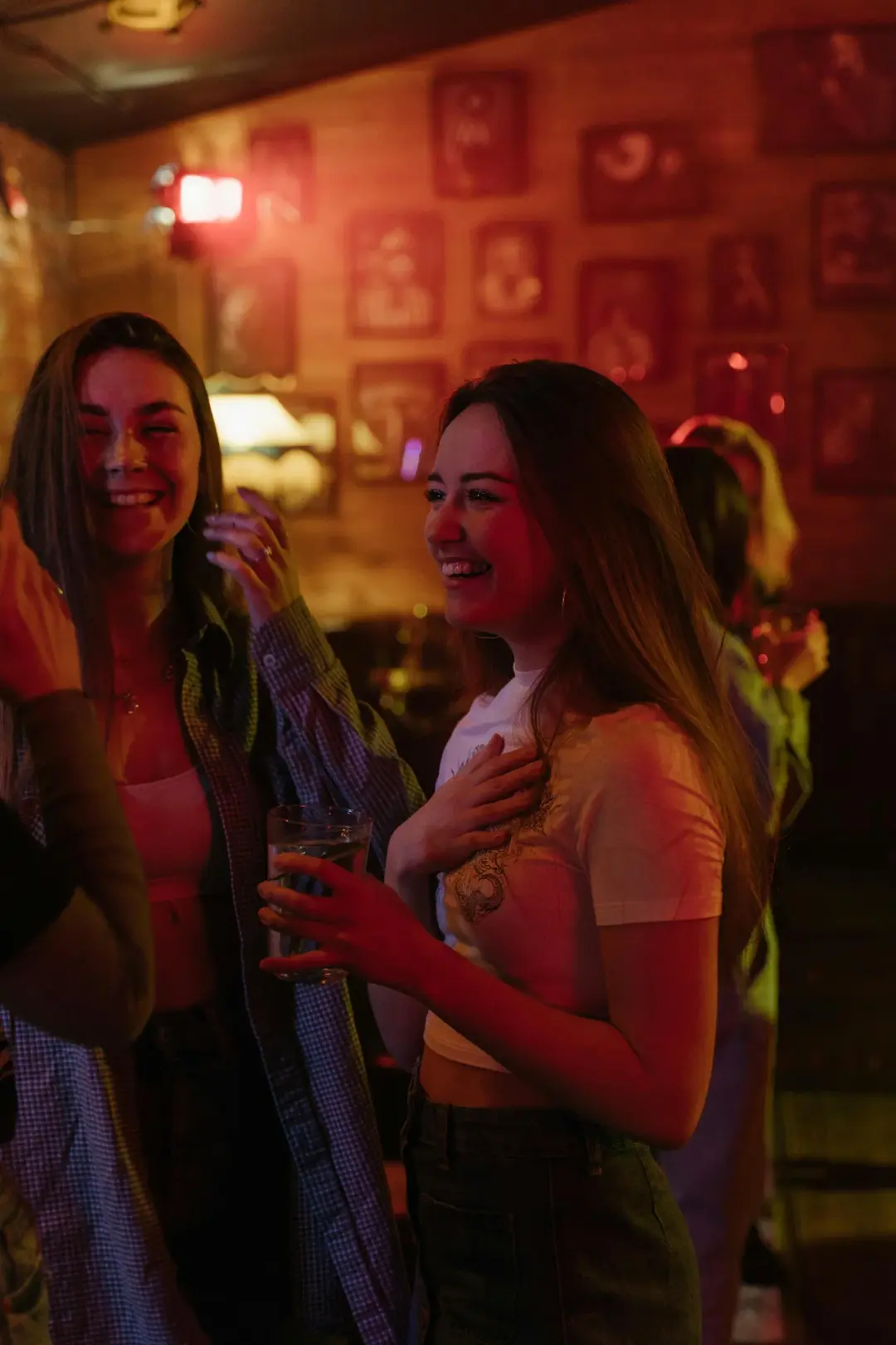 💛✨ Speed Friending Night at MMF ✨💛 Lisbon