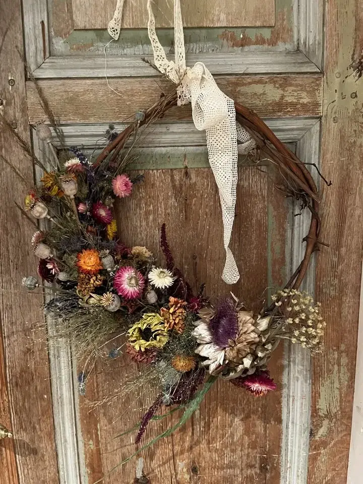 Bukett och kransworkshop med torkade blommor đž