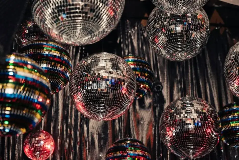 Decades Bottomless Brunch