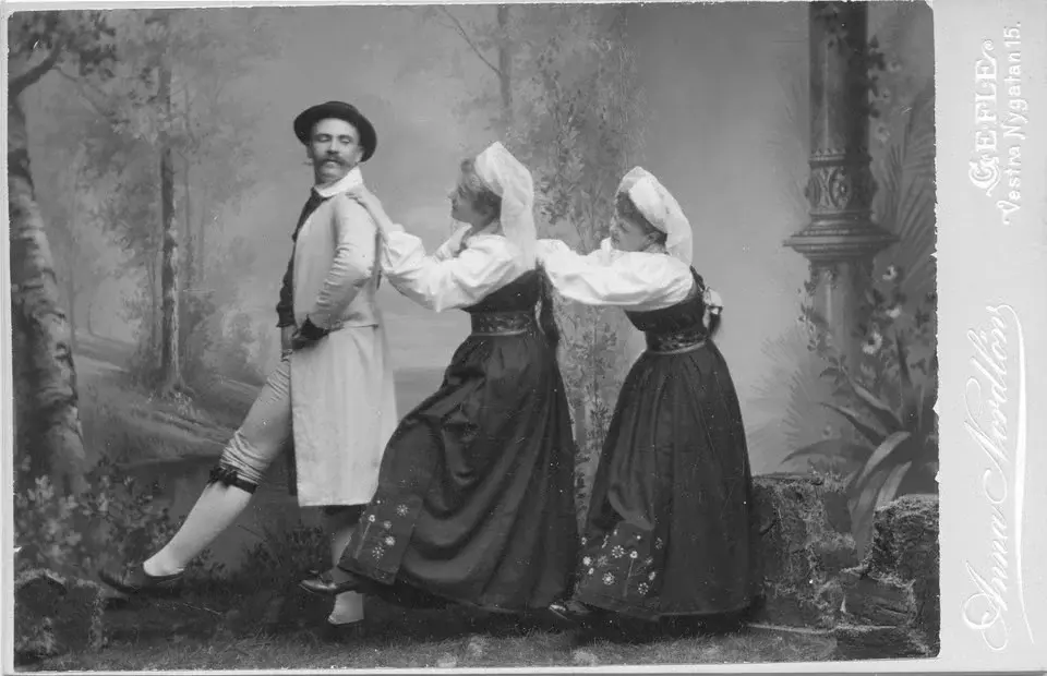 Dräktmingel