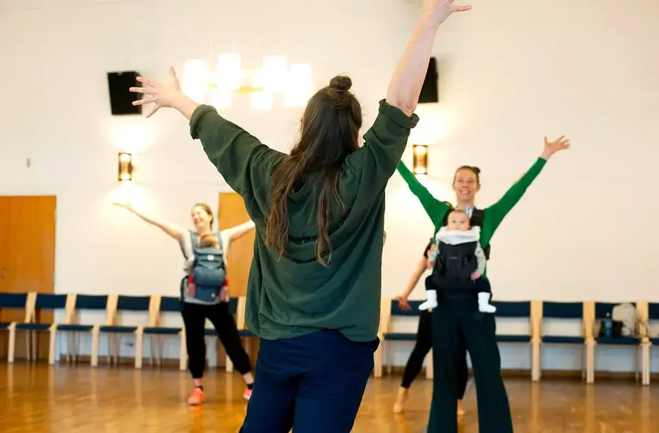 Babyonsdag – Dansa med bebis