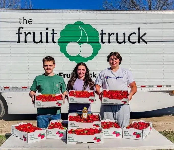 Garland TX Florida Strawberry Truckload Sale 🍓
