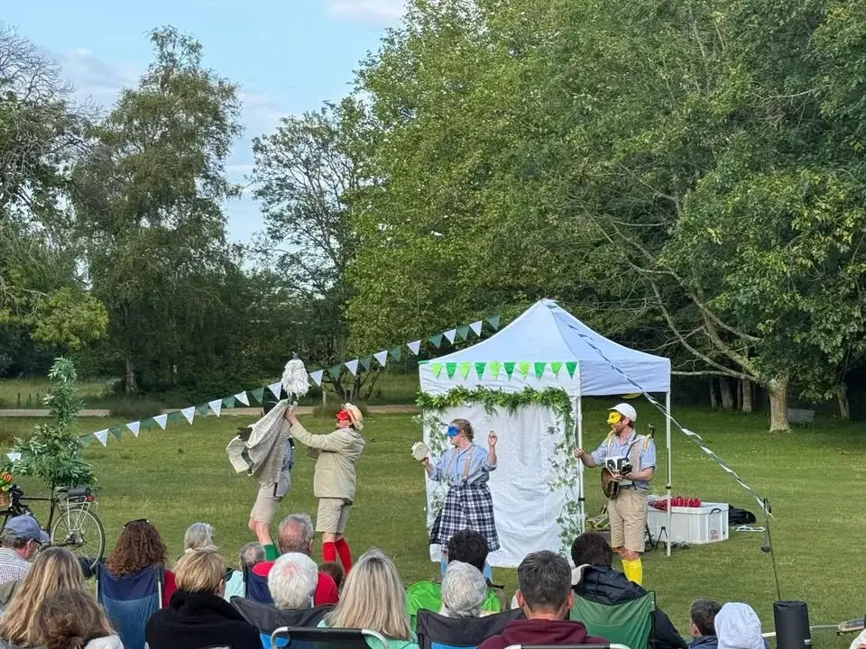 Handlebards open-air theatre - Macbeth