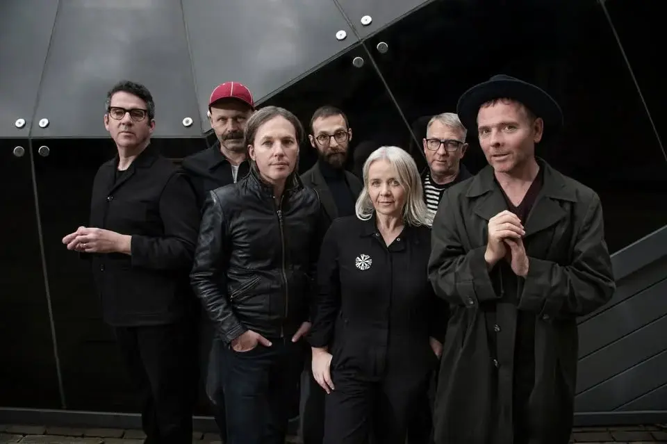 Belle And Sebastian Performing If You're Feeling Sinister