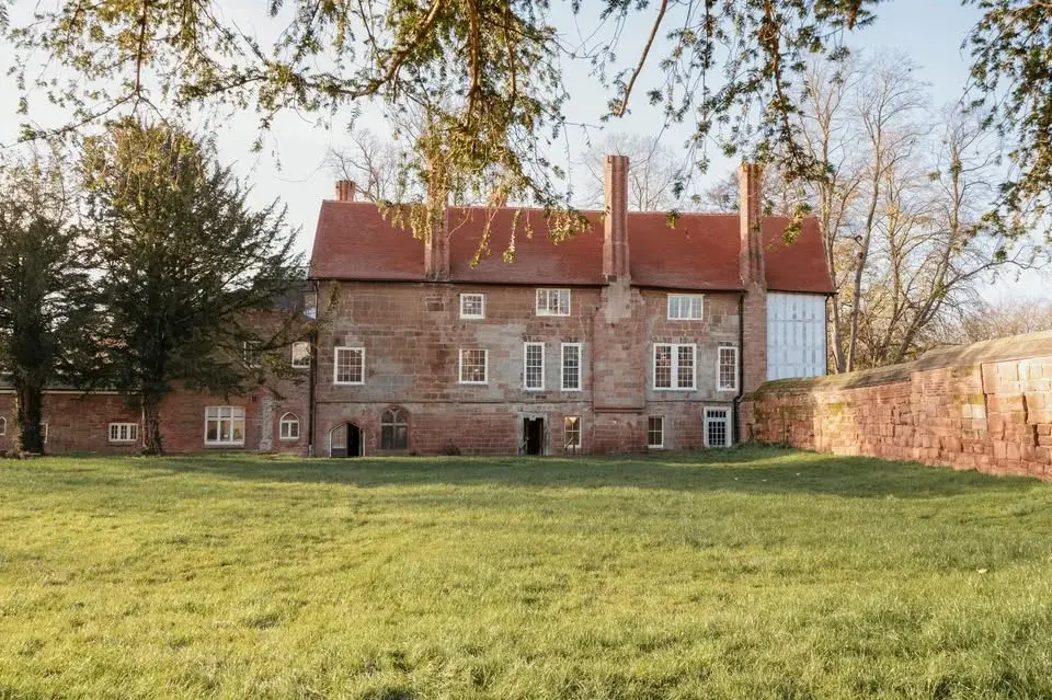 Wellbeing walk at Coventry Charterhouse
