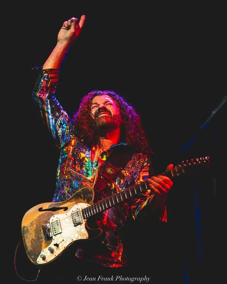 Tab Benoit