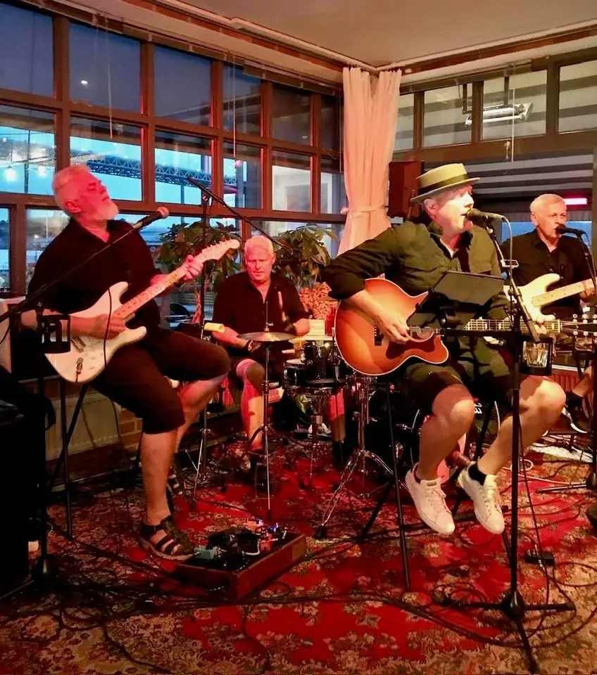 Jelly Belly’s… Live!
