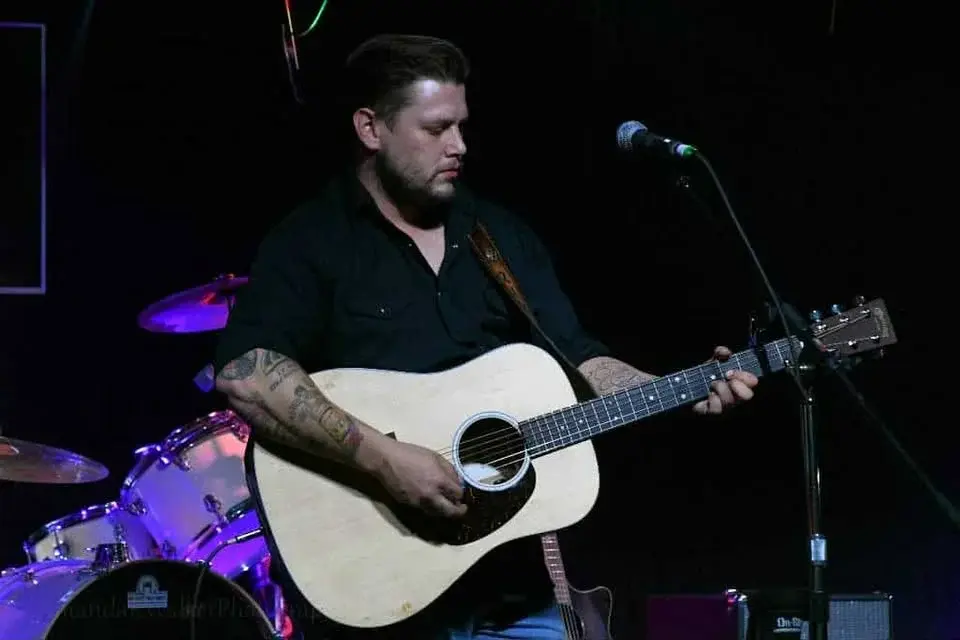 Zakk Grandahl at Buck N Beams Social House & Campground