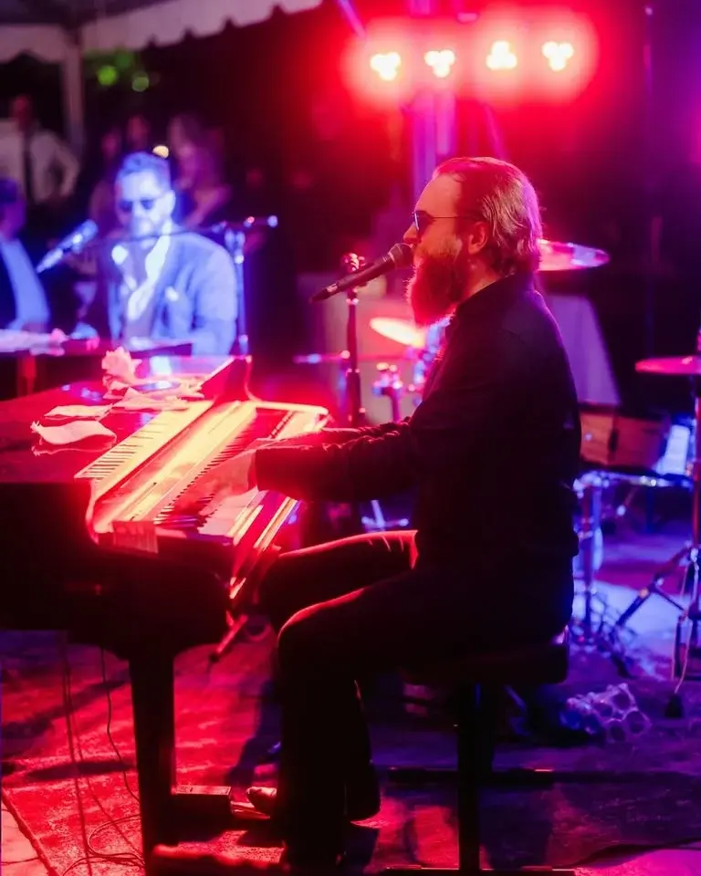 J's Dueling Pianos - Valentines Show