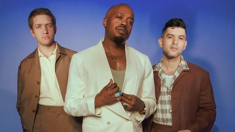 Durand Jones & The Indications