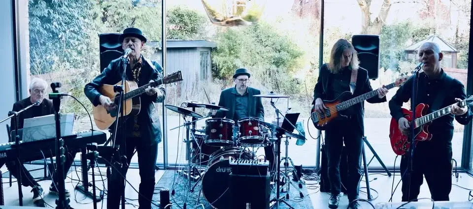 The Simon Hopper Band live at The Salty Dog, Northwich