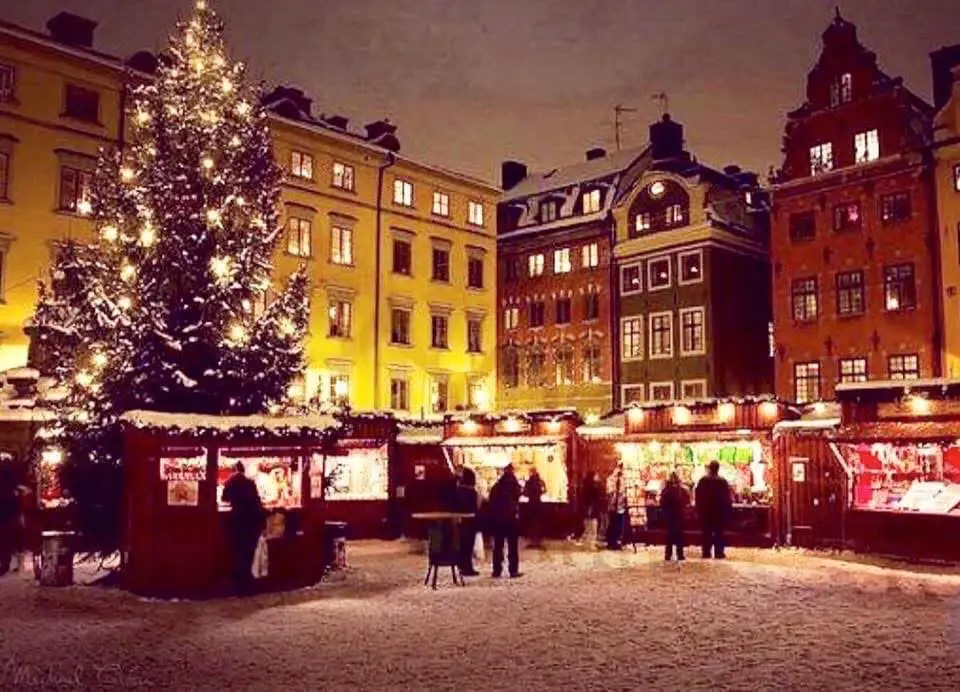 Magiska Stortorgets Julmarknad i Gamla Stan 🎄✨