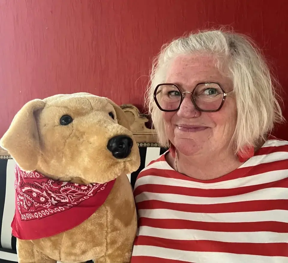 Standup-Kerstin Ånhammar “Svea snackar-när labradoren själv får säga det”