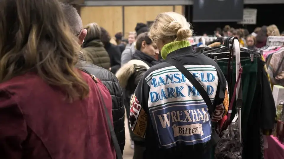 Vide-dressing XXL | PARIS, Palais de la Femme