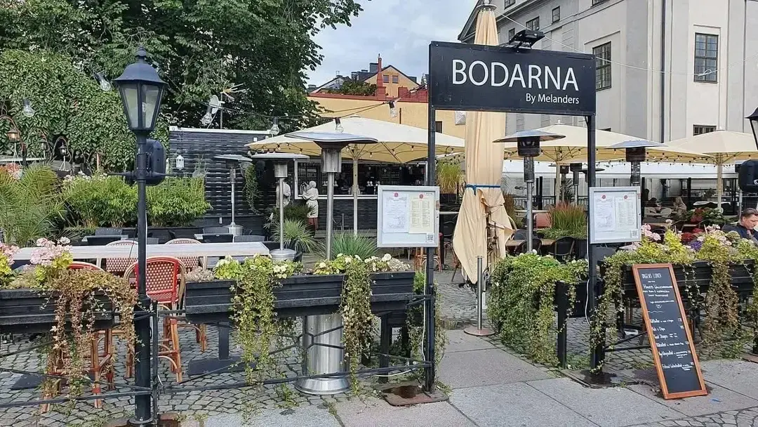 đ§ Sommarsnurr pĂ„ vinyl â DJ Kenny Black pĂ„ Bodarna By Melanders Fisk đ¶âïž
