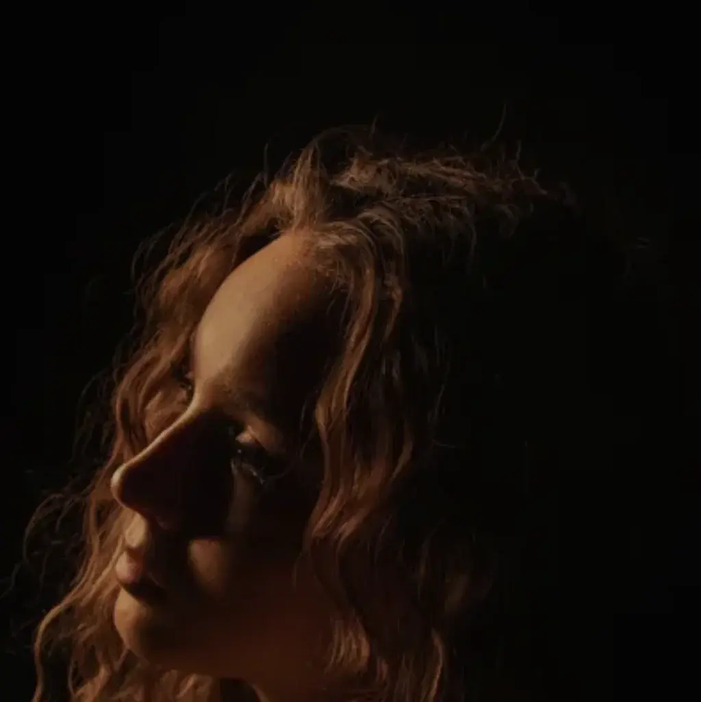 🎉 Bella Tornell Releasefest – Debutsingeln 'Beast' Live! 🎶