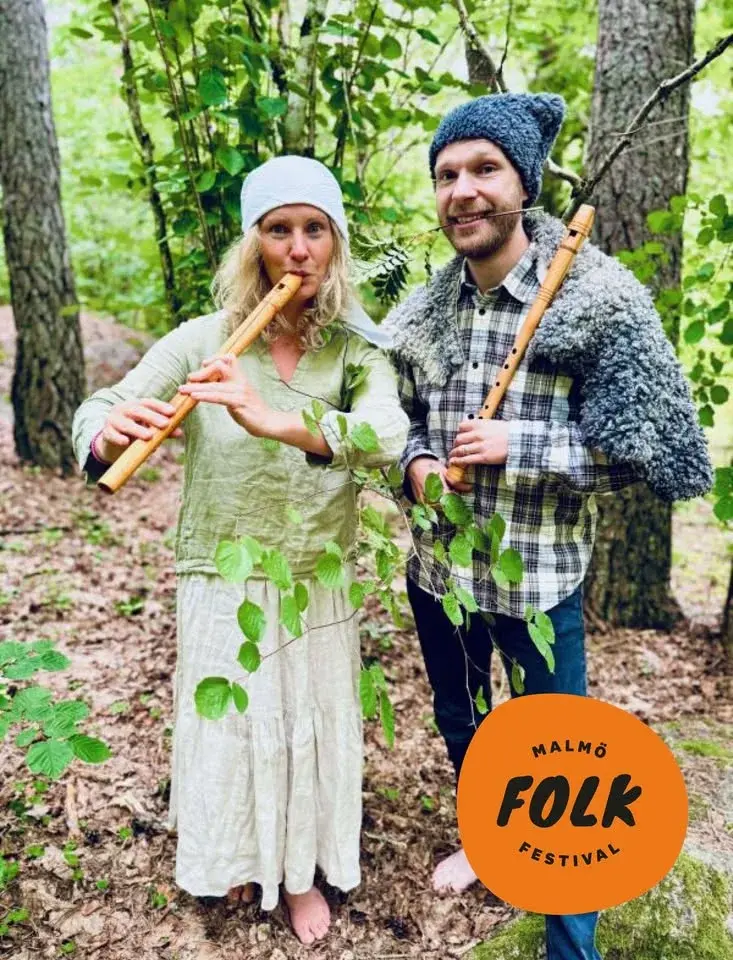 Det piper i skogen