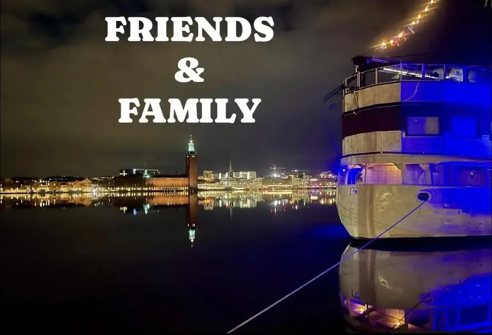 FRIENDS & FAMILY - HALLOWEEN PARTY