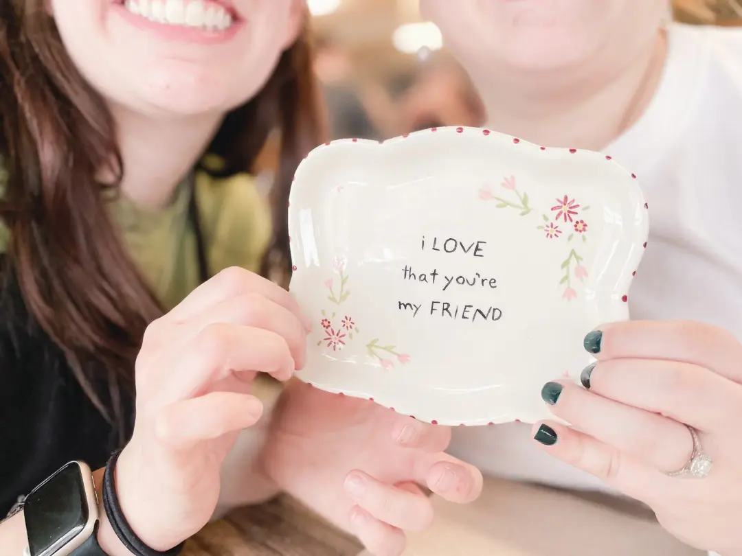 02/15 Galentine's Day Theme Night!