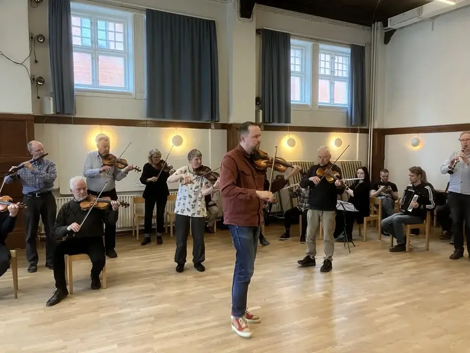 Spelmansstämma | Folkmusikkaféet