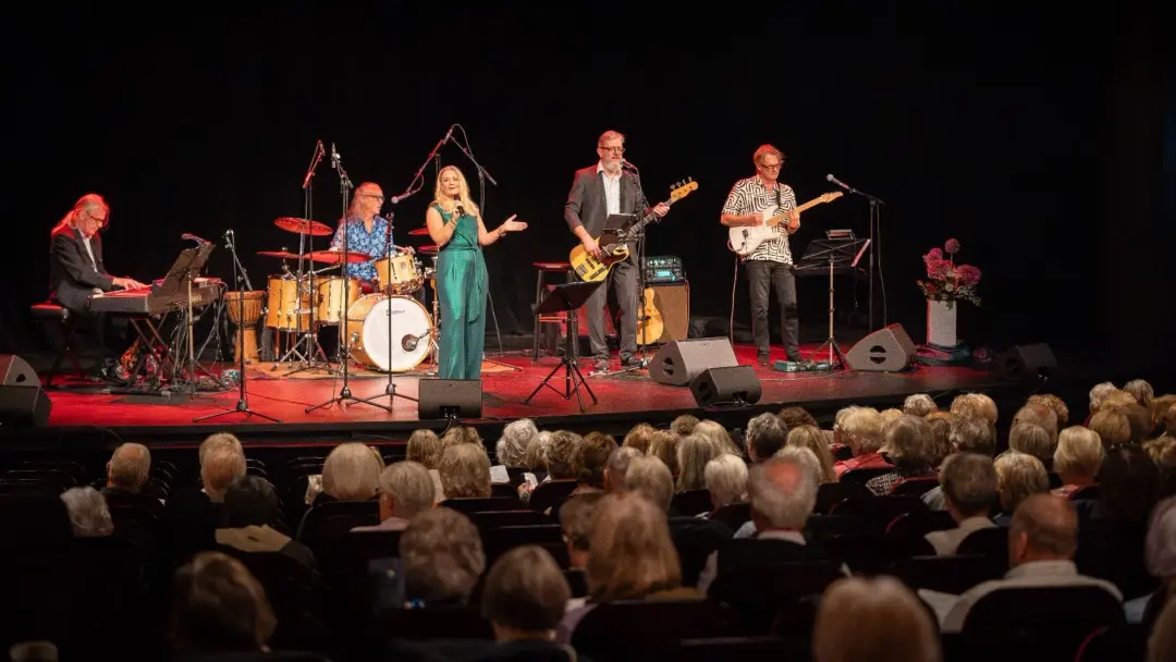 Live Jazz Night 🎷🎤 – An Evening of Soulful Music