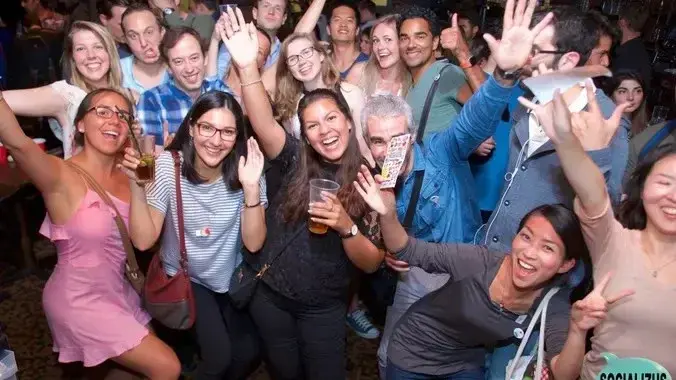 SÁBADO noche latina ★. Apero with internationals ★ Dirección en Socializus application