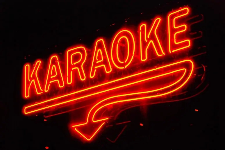 Karaoke Bar
