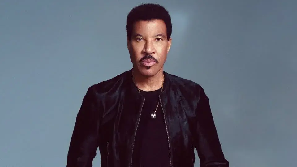 Lionel Richie and Earth, Wind & Fire - Sing a Song All Night Long