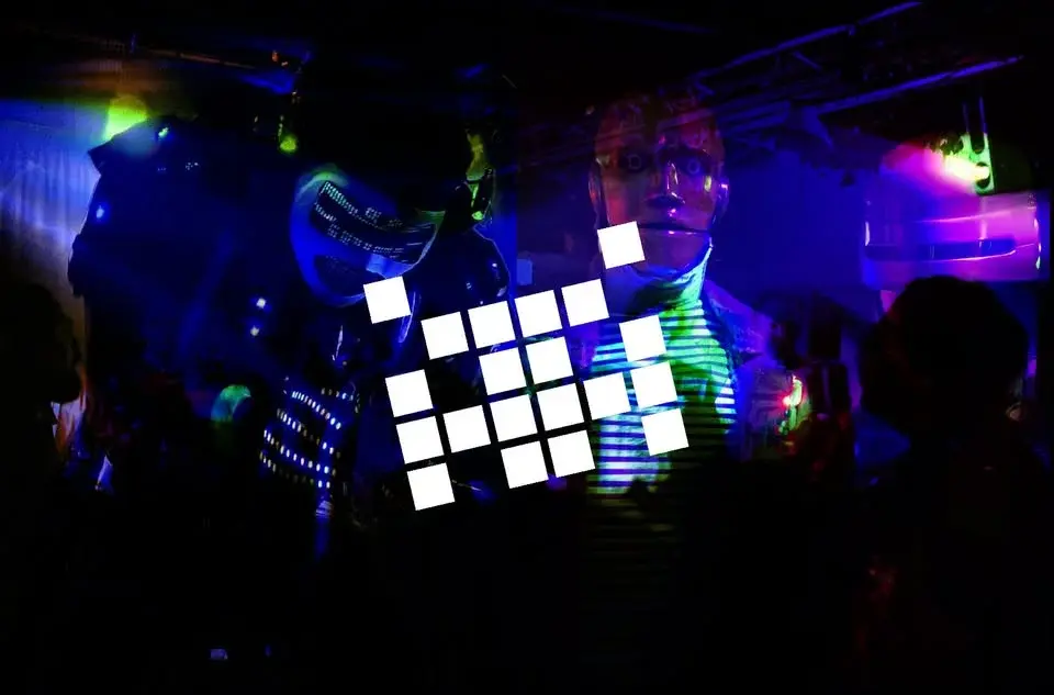 Syntax Error Robots vs Cyborgs feat. Tekmann!