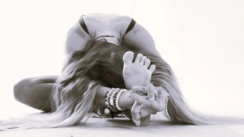 2026 - StrongYoga 1