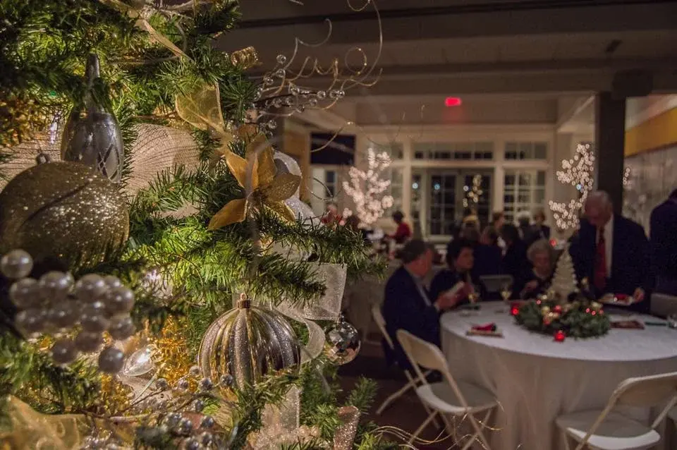 π Ringing in the Holidays: A Carillon Christmas Preview 2026