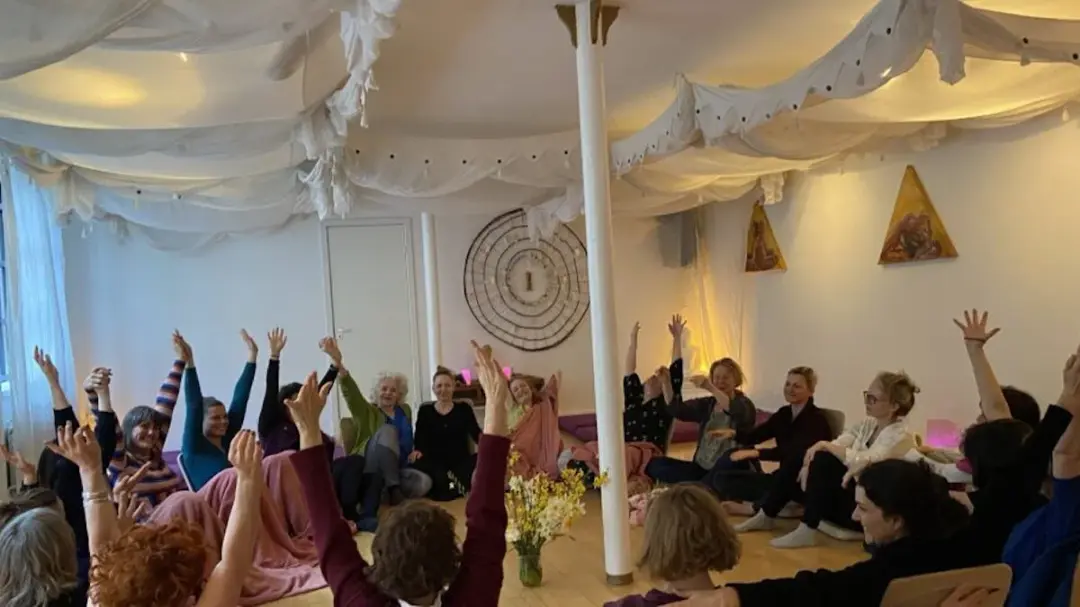 Yoniversal Wisdom Kvindegruppe