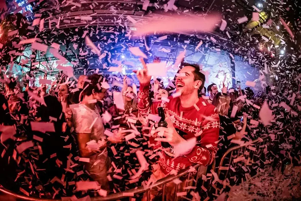 Ugly X-mas Hot Shot Party - Berns [Free Event]