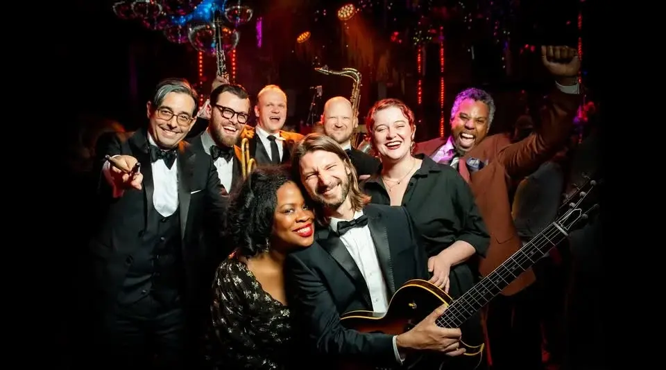 Sat. Night Swings: HOT TODDIES JAZZ BAND (March 28th)