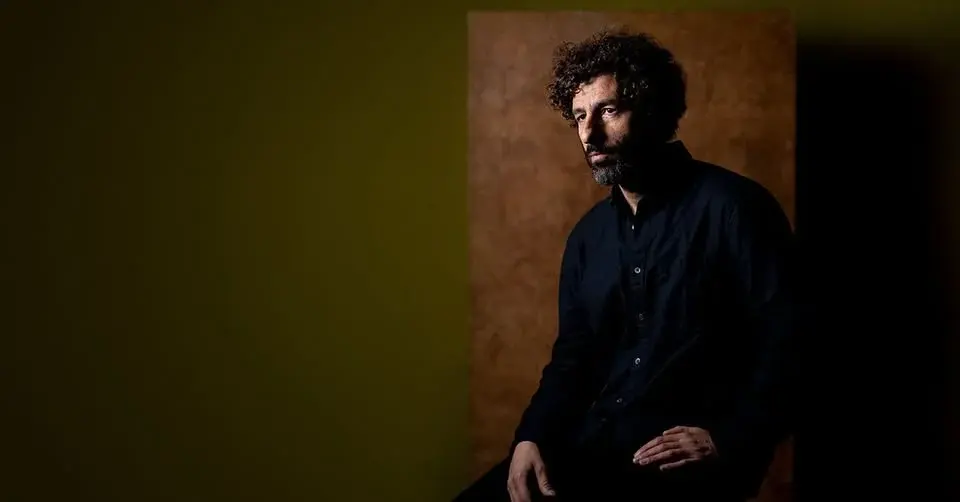 José González