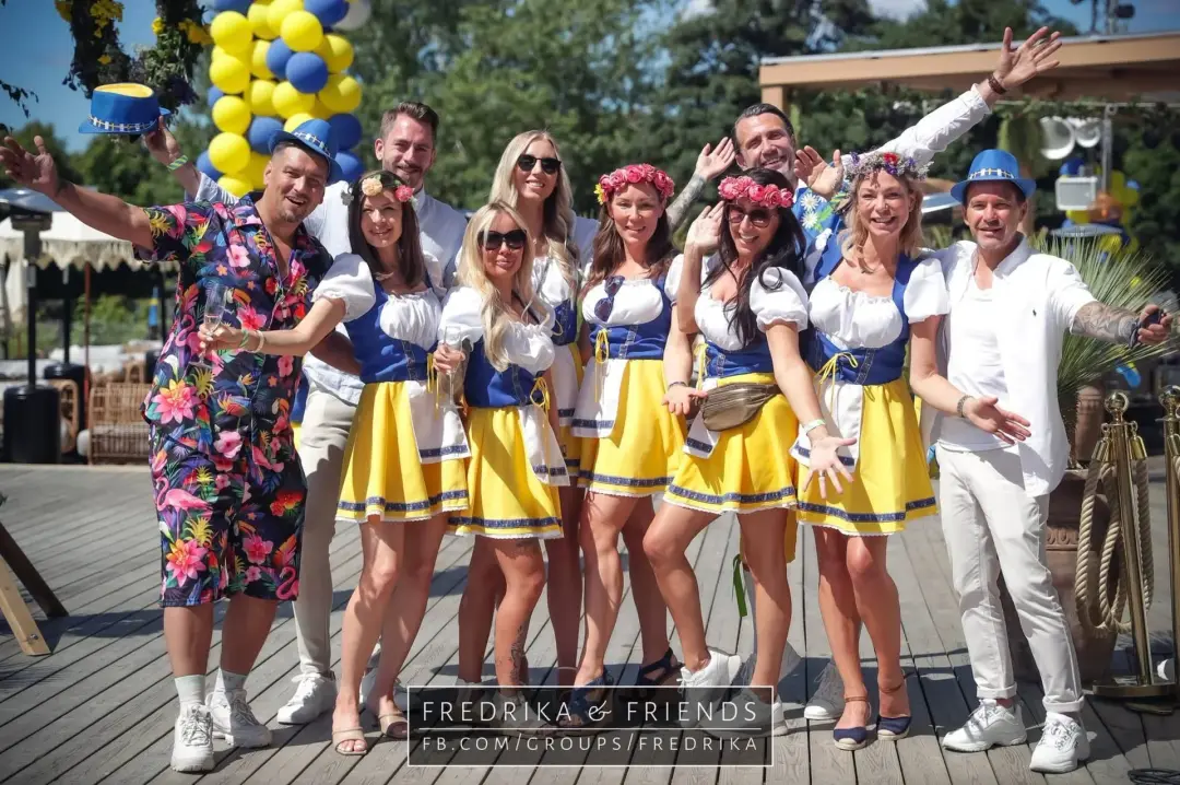 Fredrika & Friends Midsommarfest đđŒđđŸ