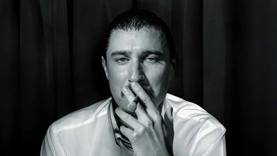 Tom Rosenthal - Whatever People Say I Am, That's What I Am