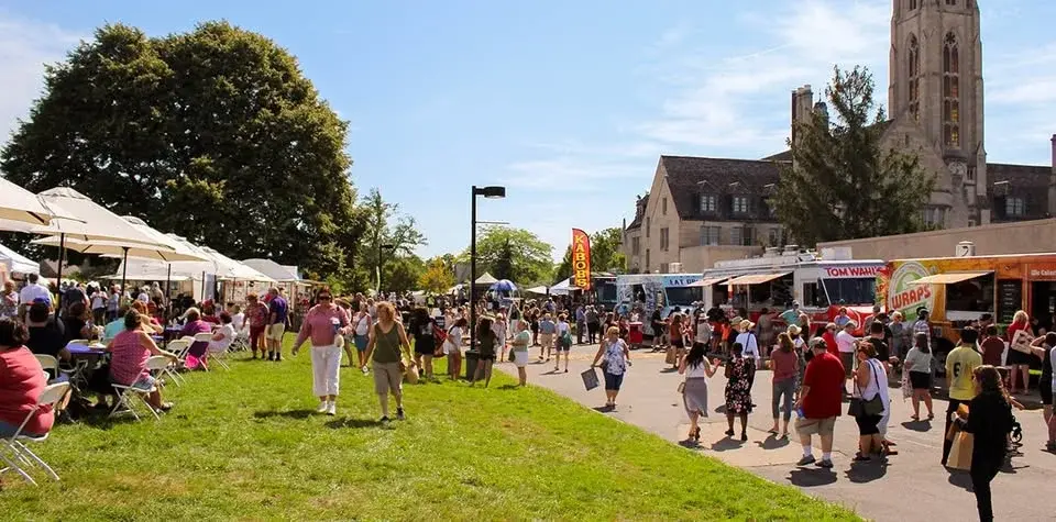 M&T Bank Clothesline Art & Fine Craft Festival