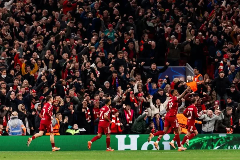 Liverpool FC vs Newcastle - at The Kings Arms, Fulham