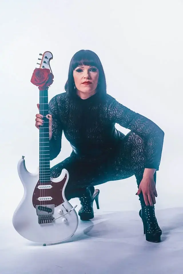 Erja Lyytinen & Band